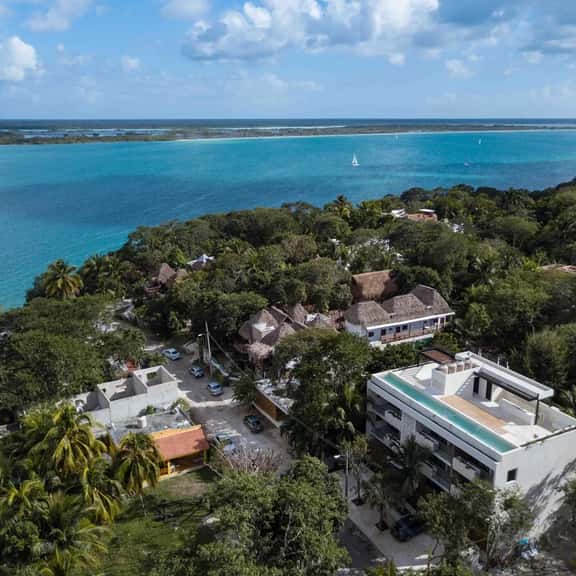 MICAELA apartment, pool, AC next to the lagoon - Image 1